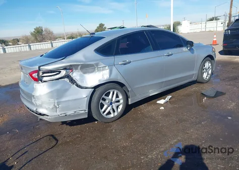 2014 Ford Fusion Se z USA, uszkodzony, nr VIN 3FA6P0H70ER245188